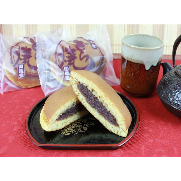 Ogura Dorayaki -adzuki bean paste pancake-